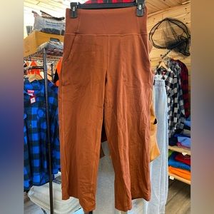 Lululemon align wide leg crop size 6